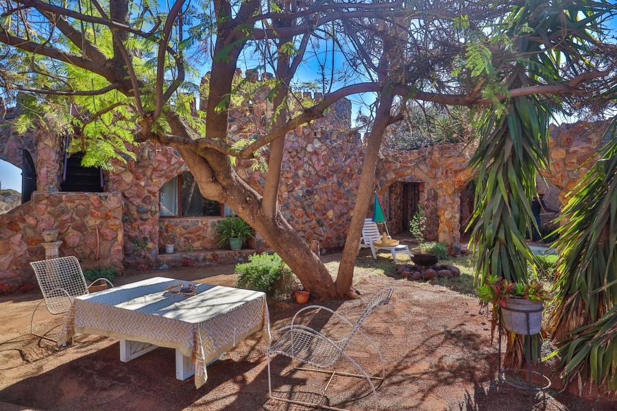 8 Bedroom Property for Sale in Rietfontein AH North West